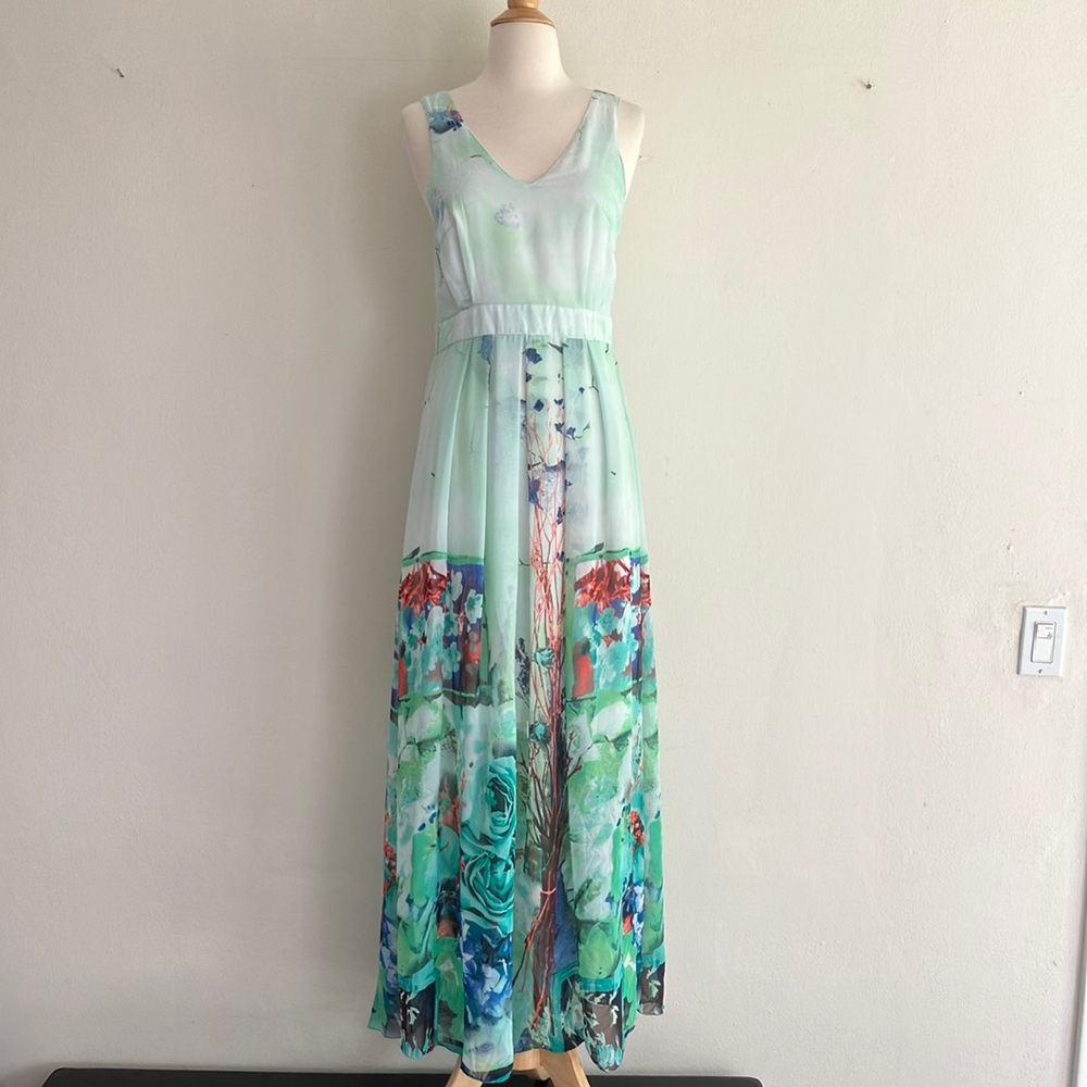 Nature inspired Alizee Floral Maxi Dress